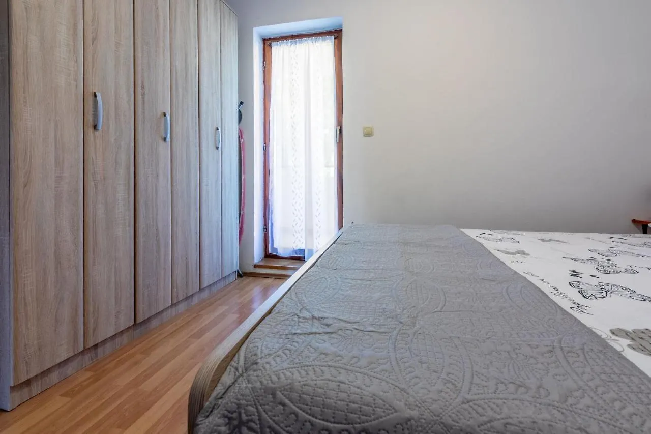 Apartments Armando Fažana